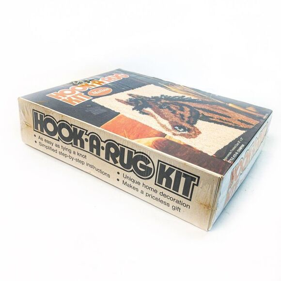 Vintage NIB Hook-A-Rug Champion Chestnut Horse Craft Kit - Picture 3 of 6